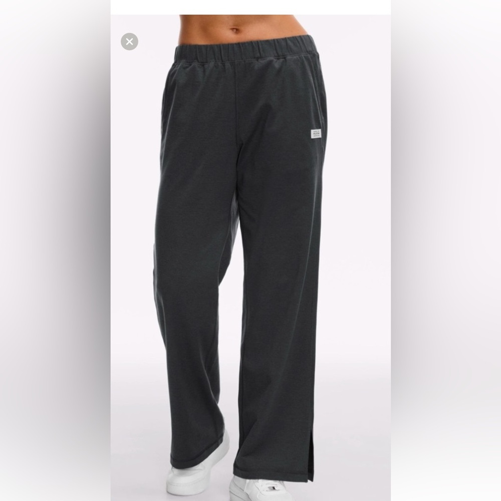 Peloton Dreamblend side slit pants medium new